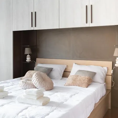 - Airport /fiera Di Roma/parco Leonardo Apartamento Fiumicino